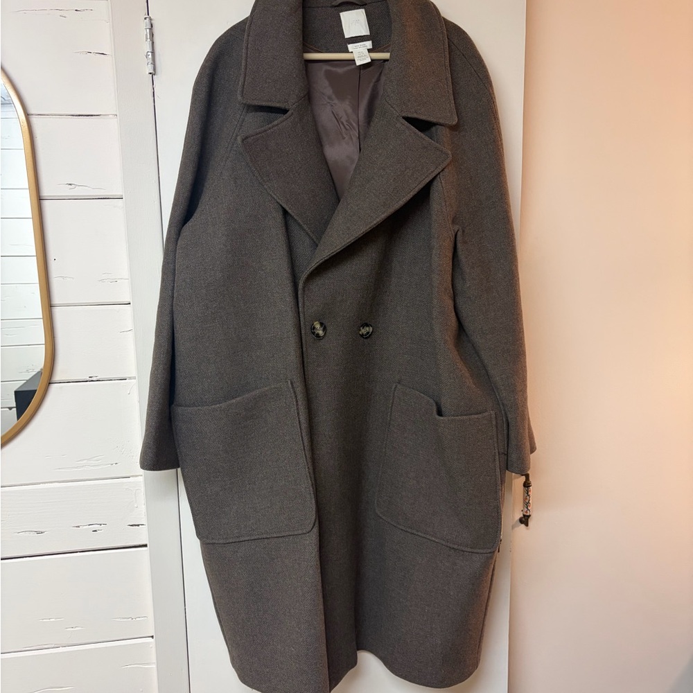 H&M Classic Brown Trench Coat - Picture 2 of 3